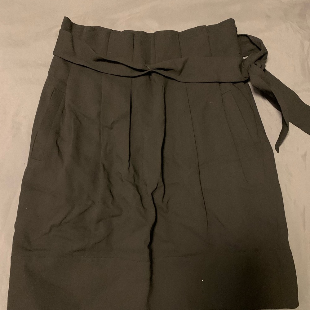 Black, great pleated BCBG skirt